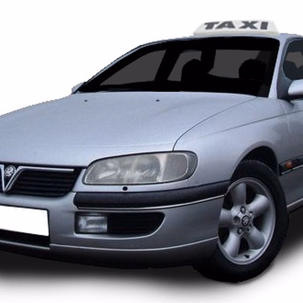 What is the closest bus stop to Cheadle Hulme?