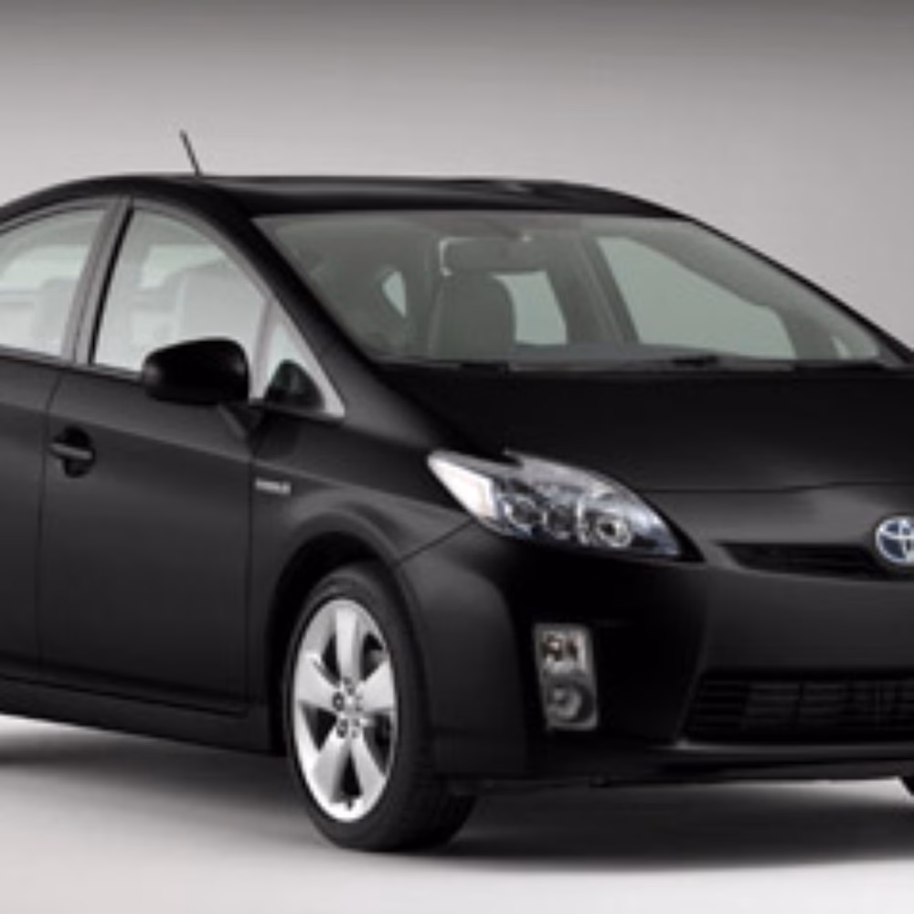 Does compare taxi prices offer a taxi fare calculator?