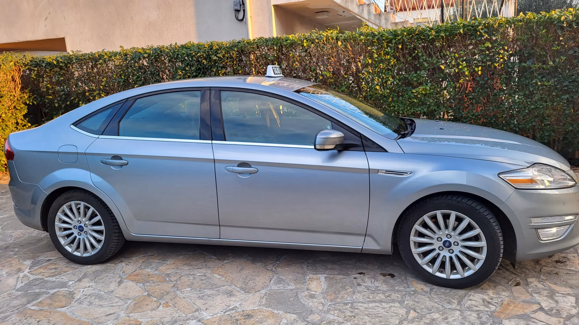 How much does a Zadar Airport transfer cost?