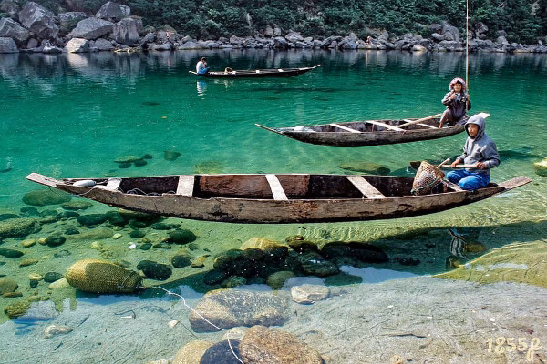 How to book taxi from Cherrapunji to Dawki?