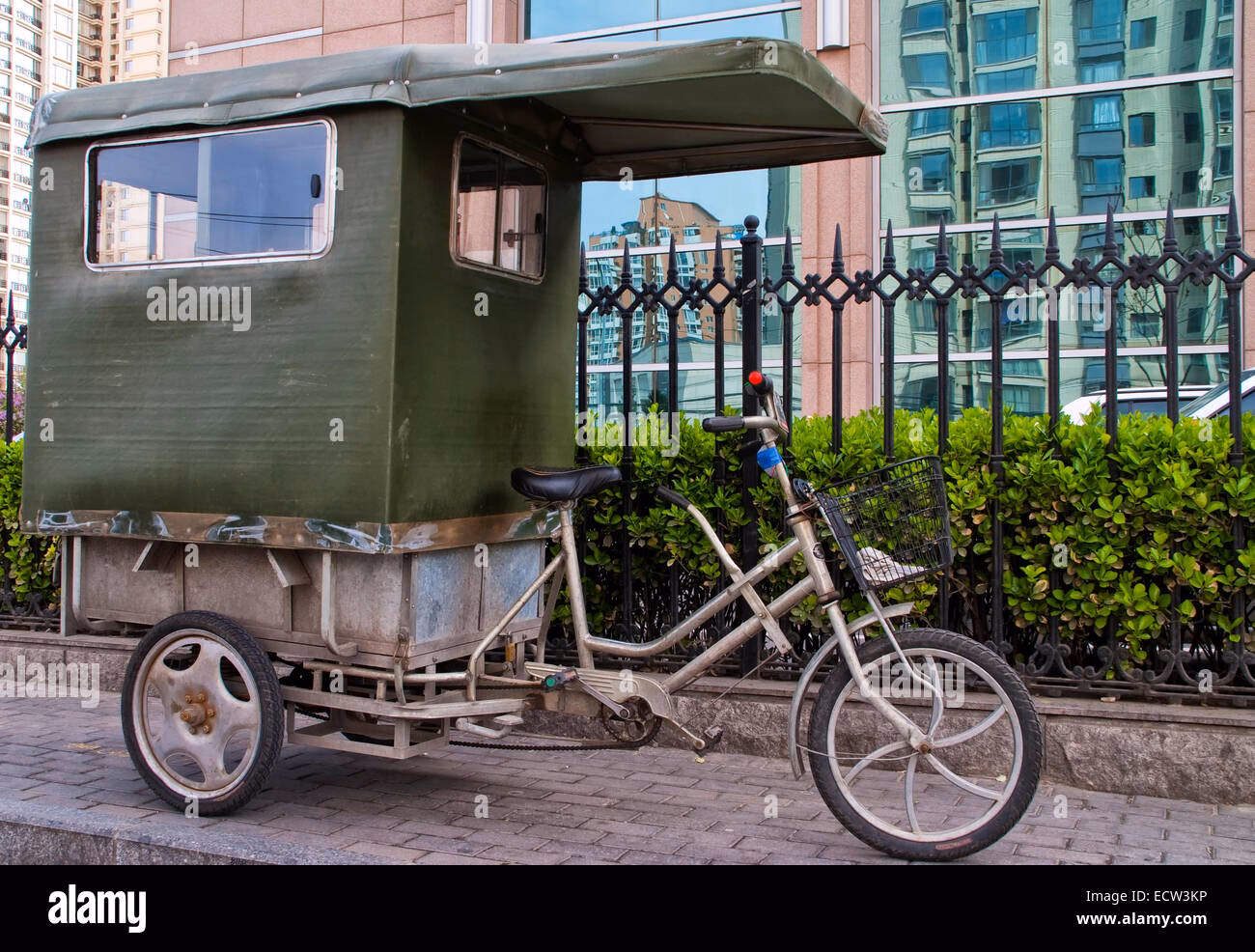 Is there good taxi service in China?