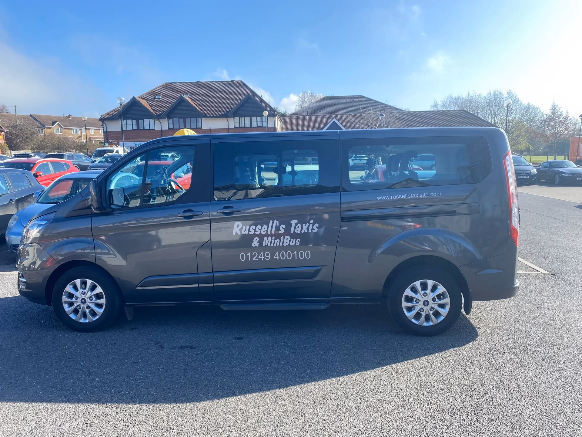 Who are V cars based in Chippenham?