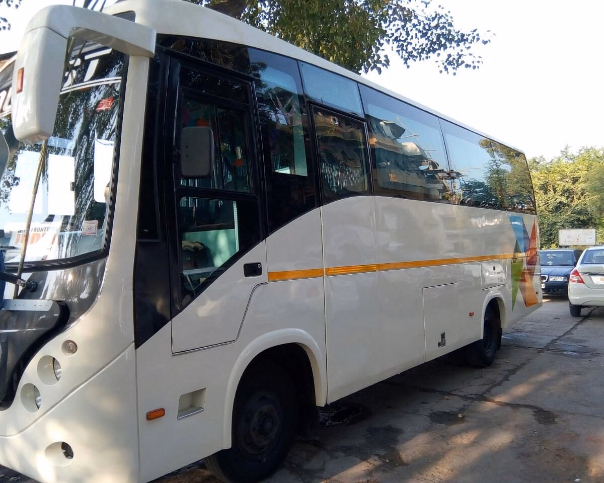How much does a train from Chittaurgarh to Nathdwara cost?