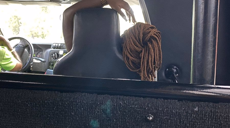 Is there a limousine service in St Thomas Ontario?