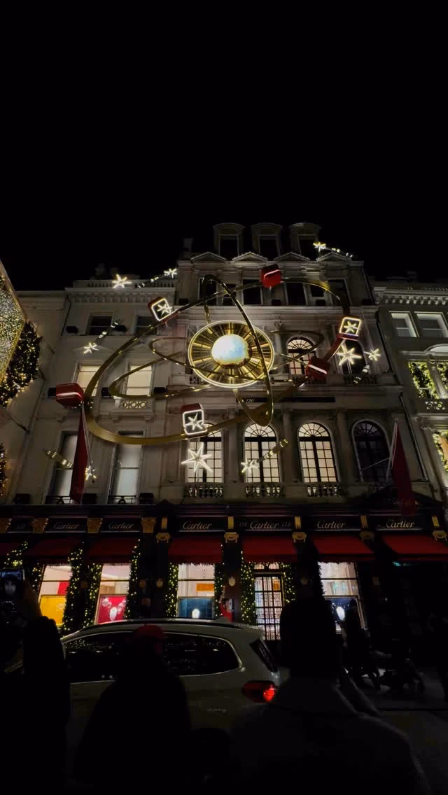 How long is a London Christmas tour?