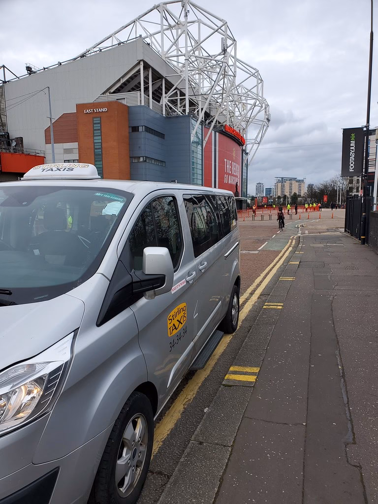 What services does Stirling taxi offer?