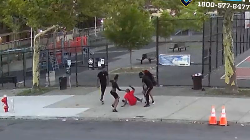 What is the risk of murder for taxi drivers?