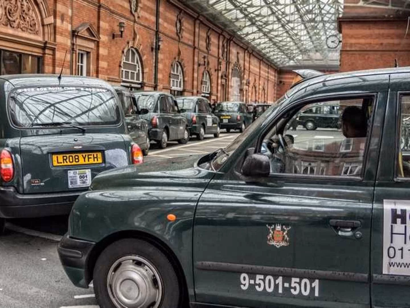How do taxi prices work in Nottingham?