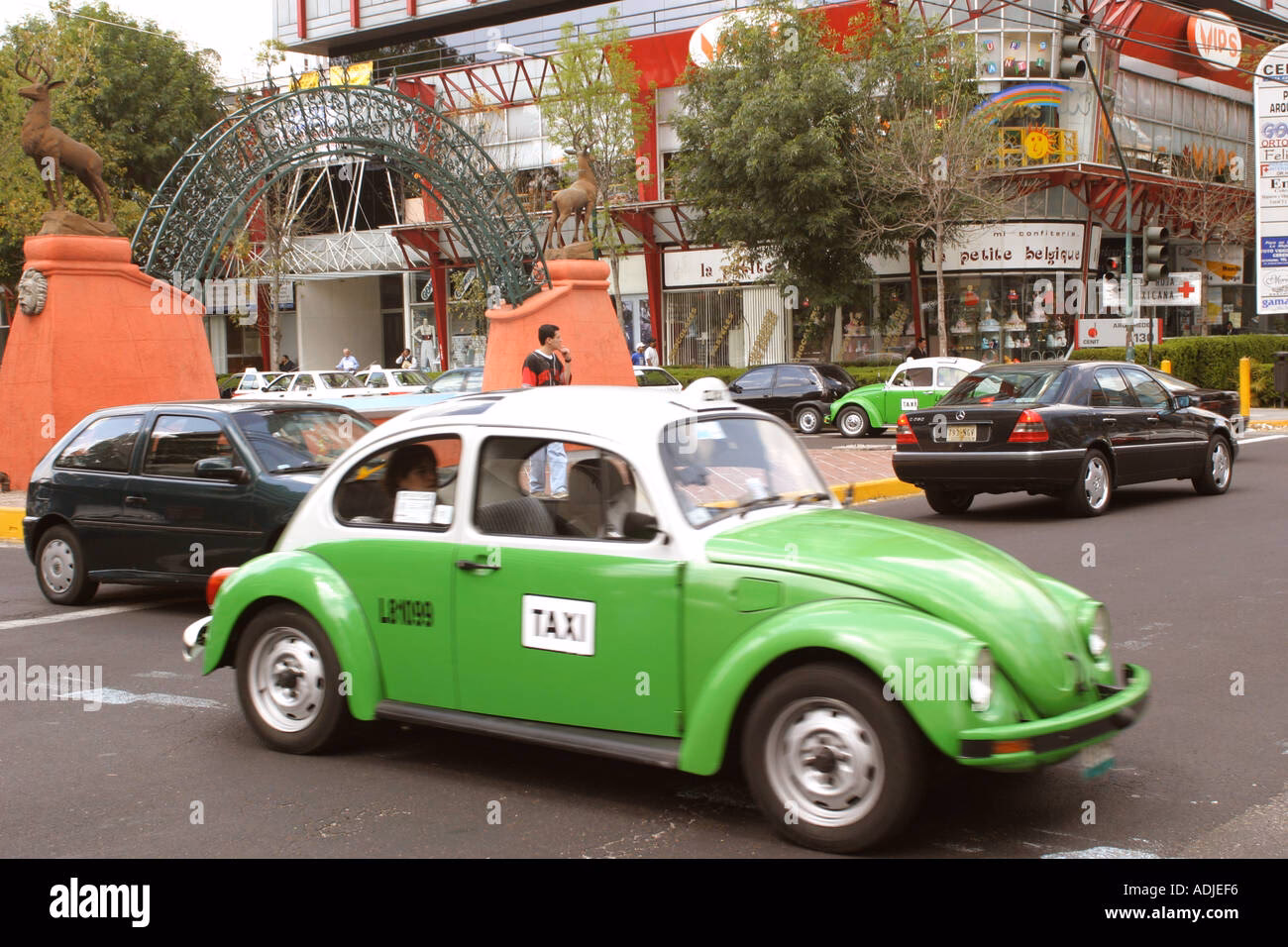 How to get a taxi from airport to city center?