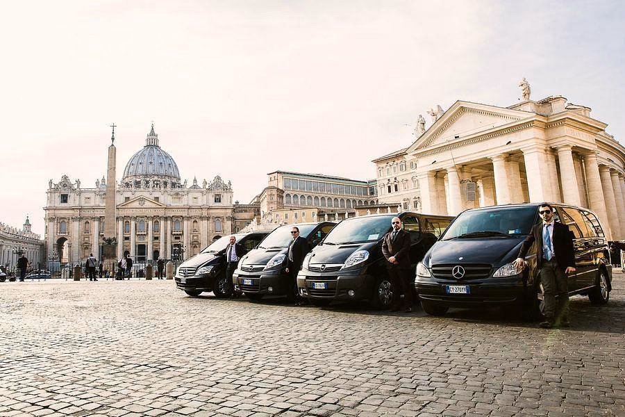 Who is Civitavecchia cab tours?