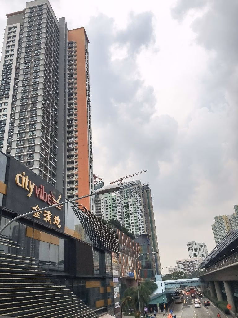 Where is taxi stand J07 - Commonwealth Avenue West in Clementi?