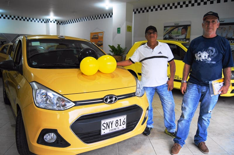 ¿Por qué invertir en un taxi cupos?