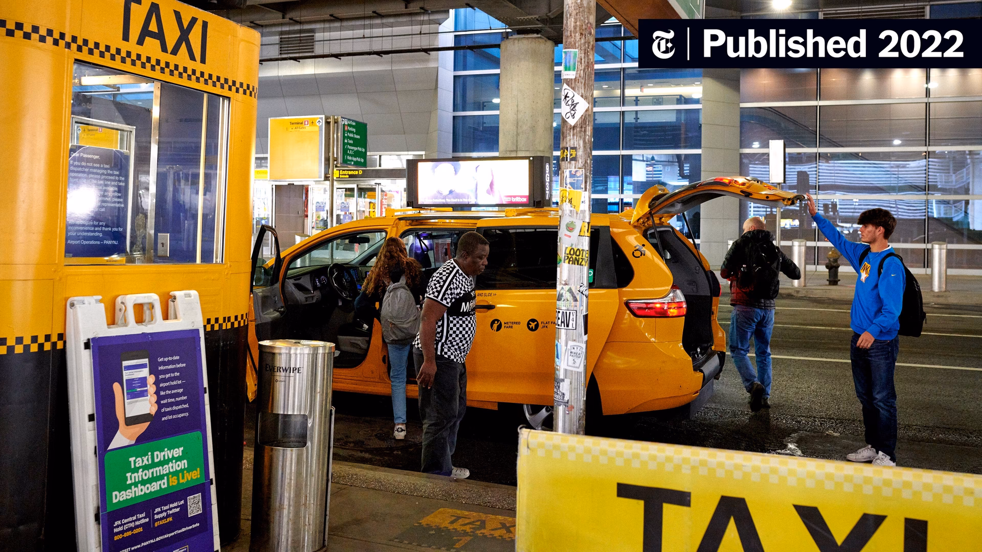 Is there parking near the Congress Theatre?