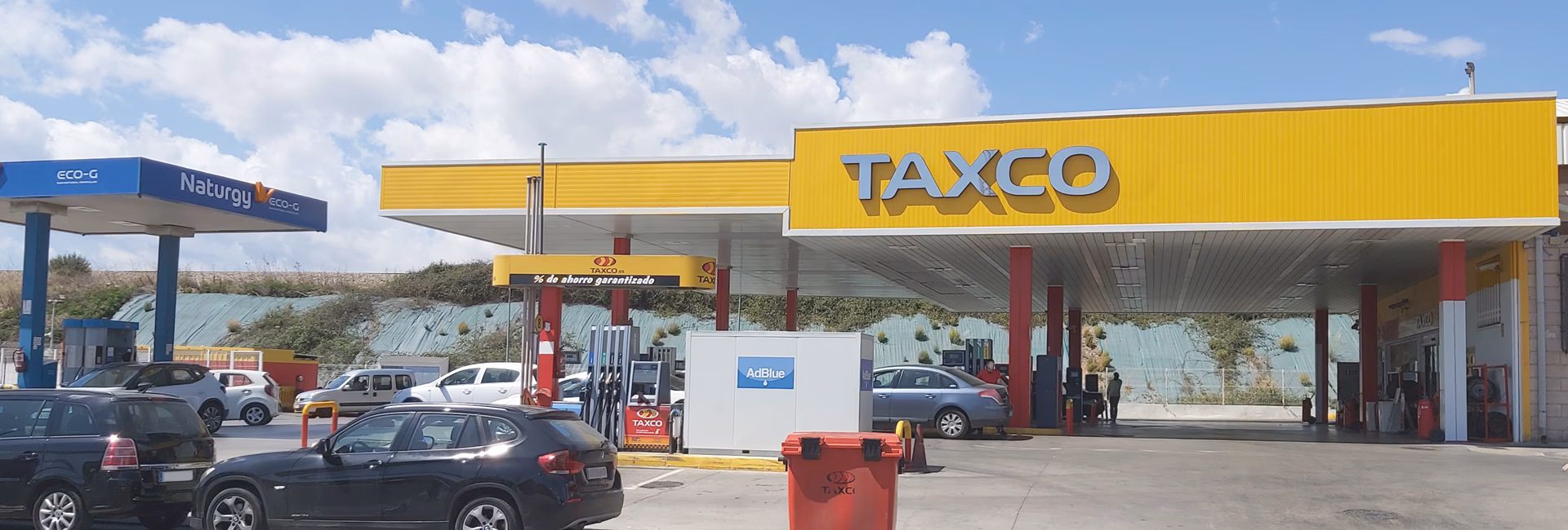 ¿Cuál es el compromiso de Tele Taxi con la sociedad?