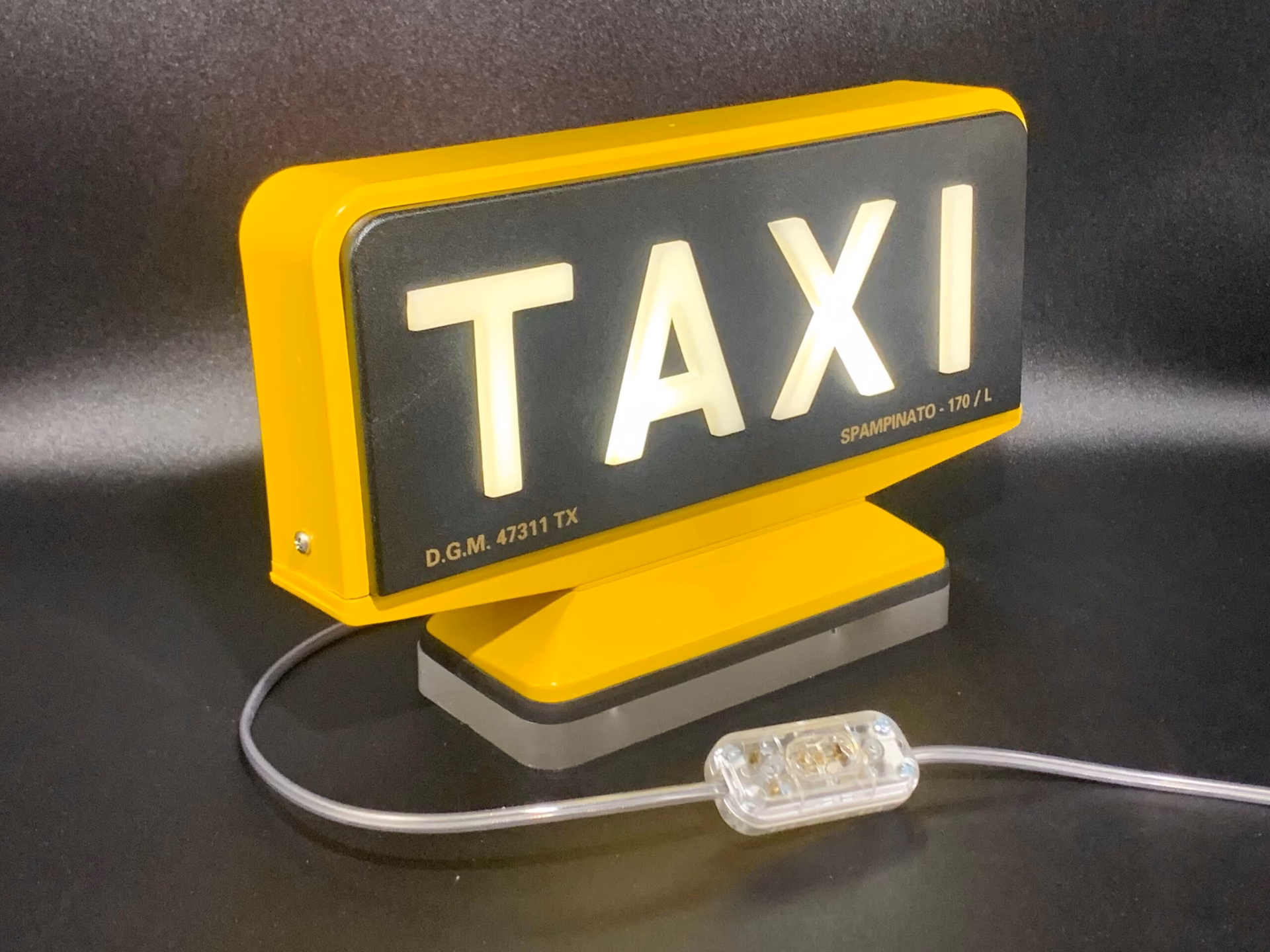 Are David Hunt lights manufactured in the UK?