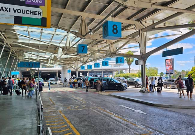 How do I book a taxi ride in Portugal?