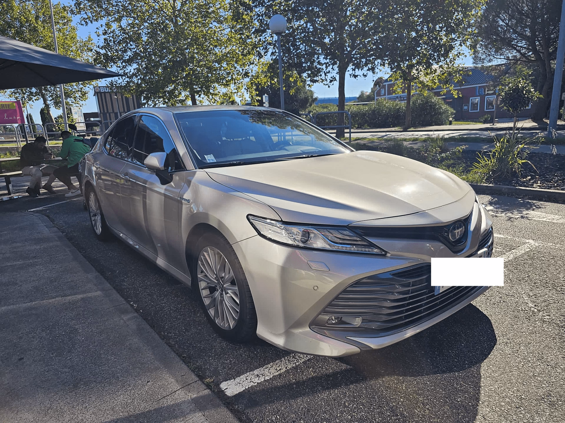 How do I get to Toulouse-Blagnac Airport?