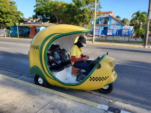 How to go to Varadero from Havana?