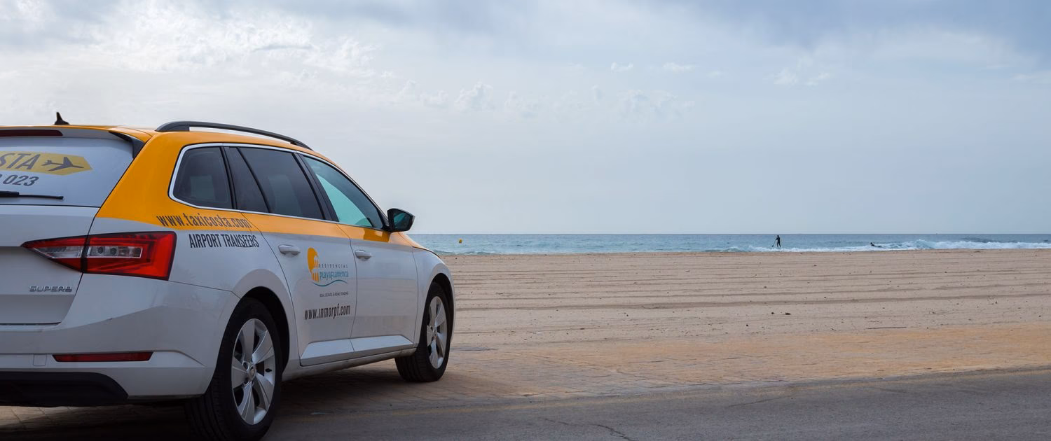 How do I order a taxi in Alicante?