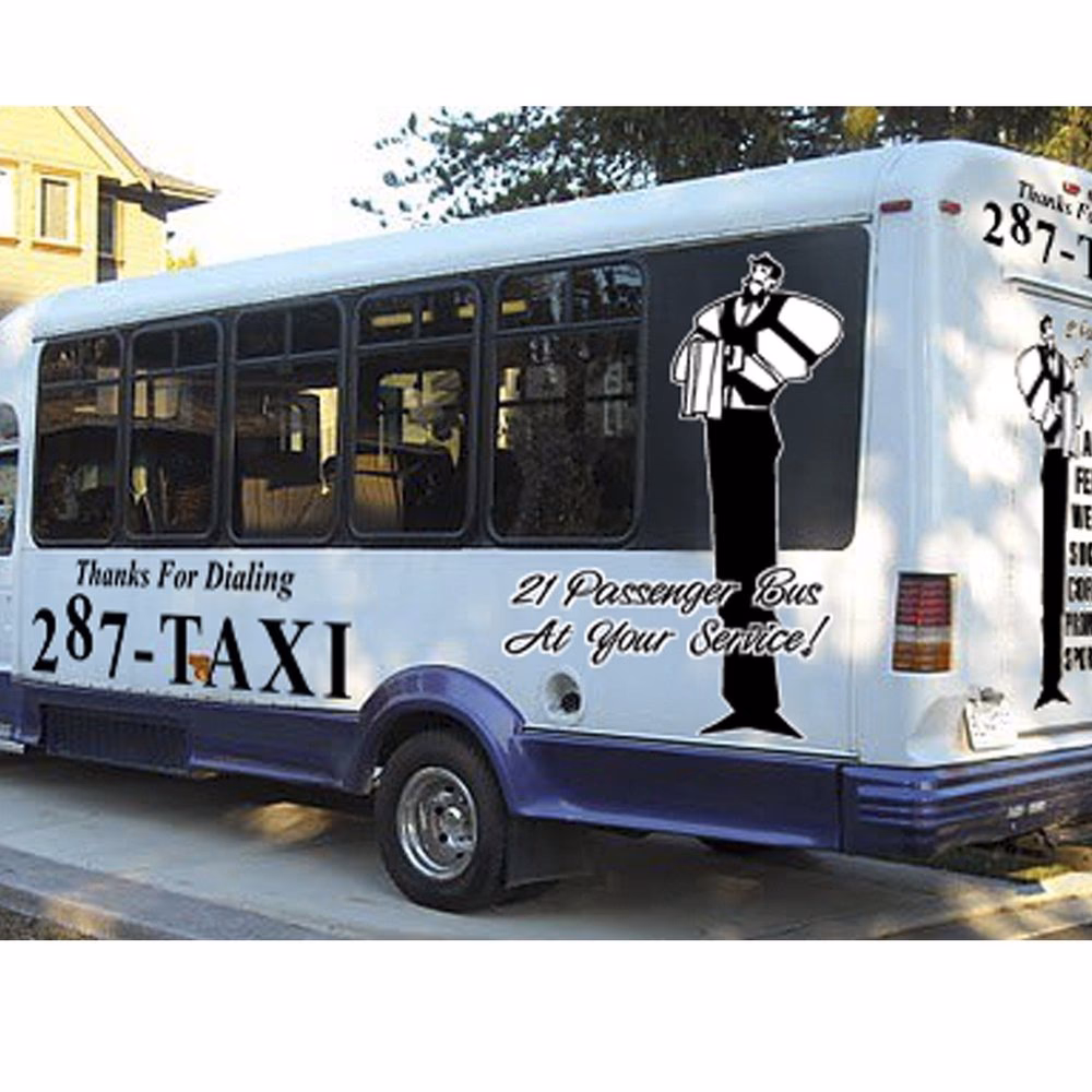 Does Courtenay taxi service charge metered rates?