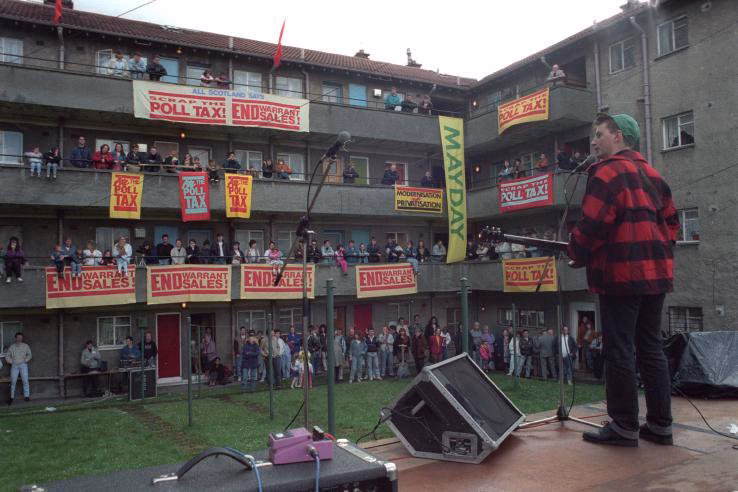 What is the cheapest way to get from Glasgow to Cranhill?