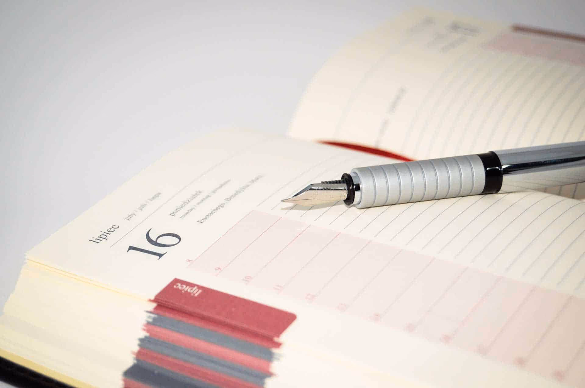 How long is the bus journey from Crewe to Sandbach?