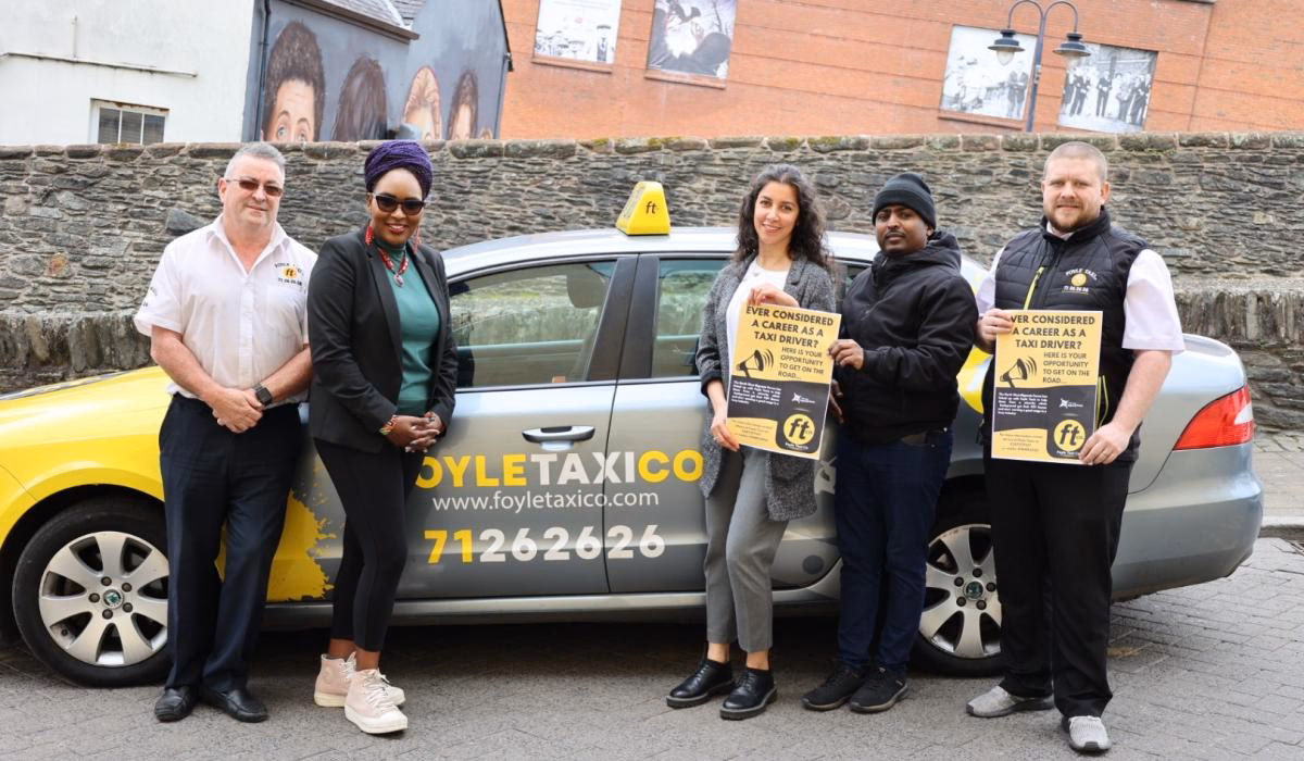 What is a taxi tour in Derry – Londonderry?