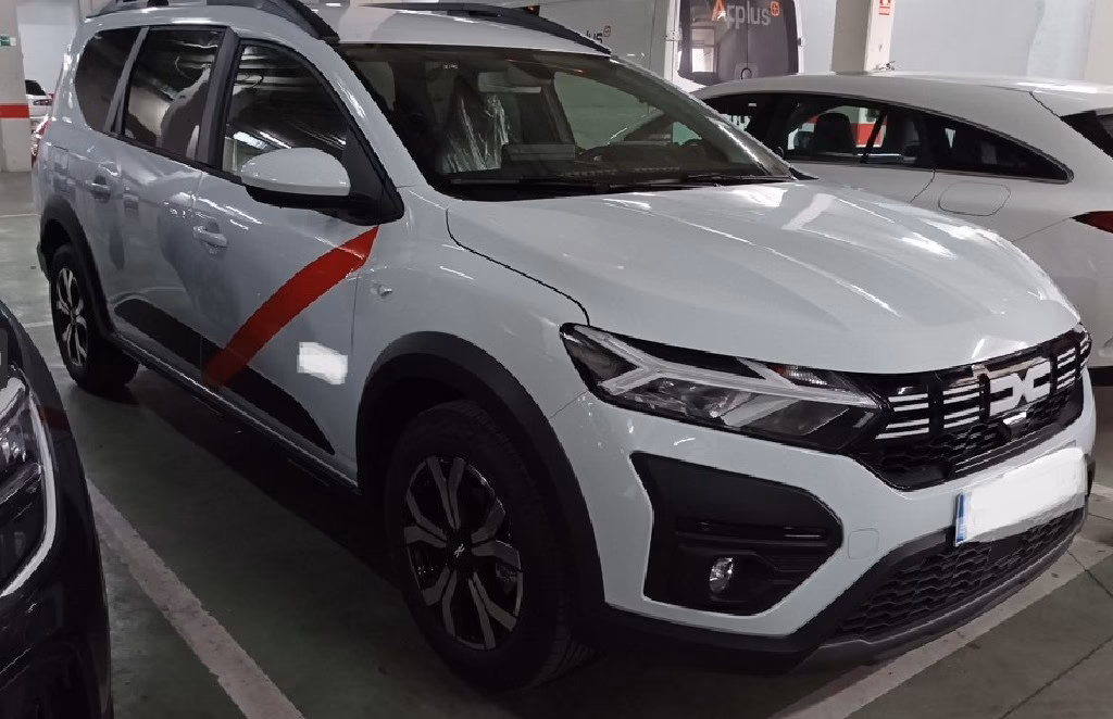 ¿Qué ofrece el robusto crossover de Dacia?