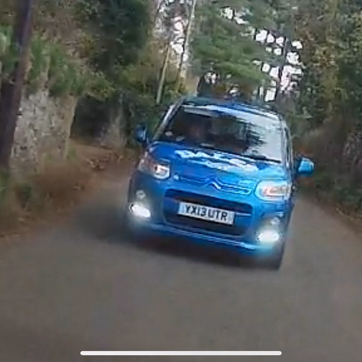 Where is Dales taxis in 5 Princes Dr?