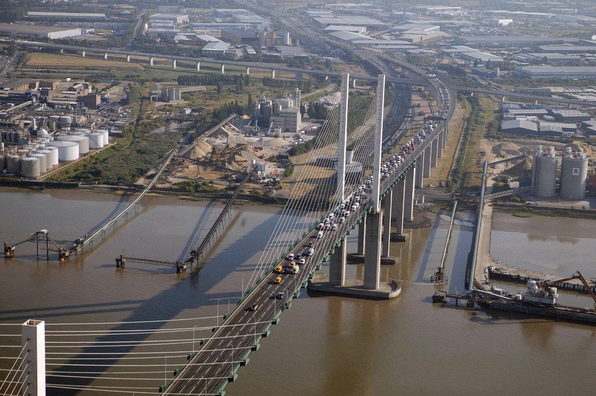 How do I pay the Dartford Crossing charge?