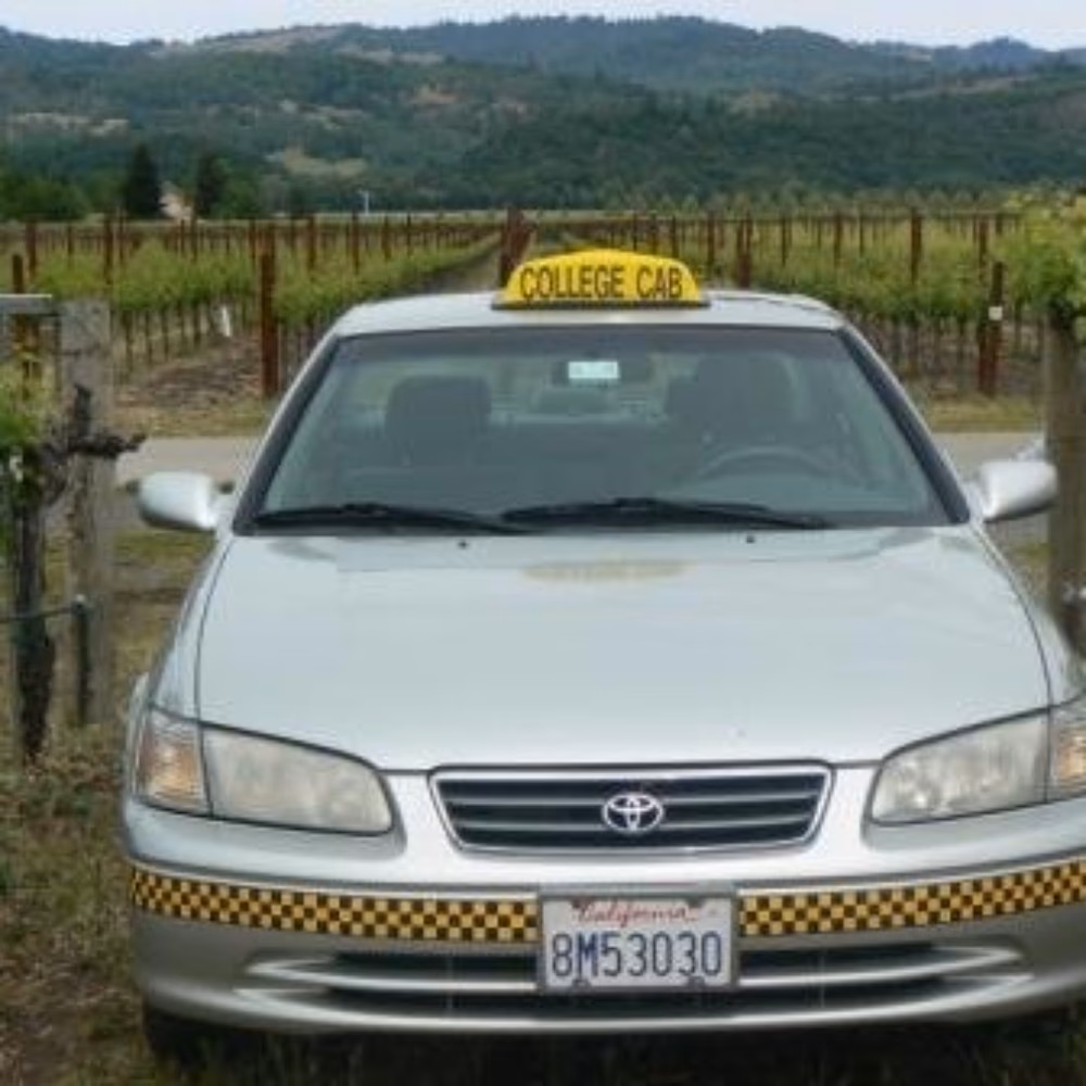 What is the best taxi service in Davis?