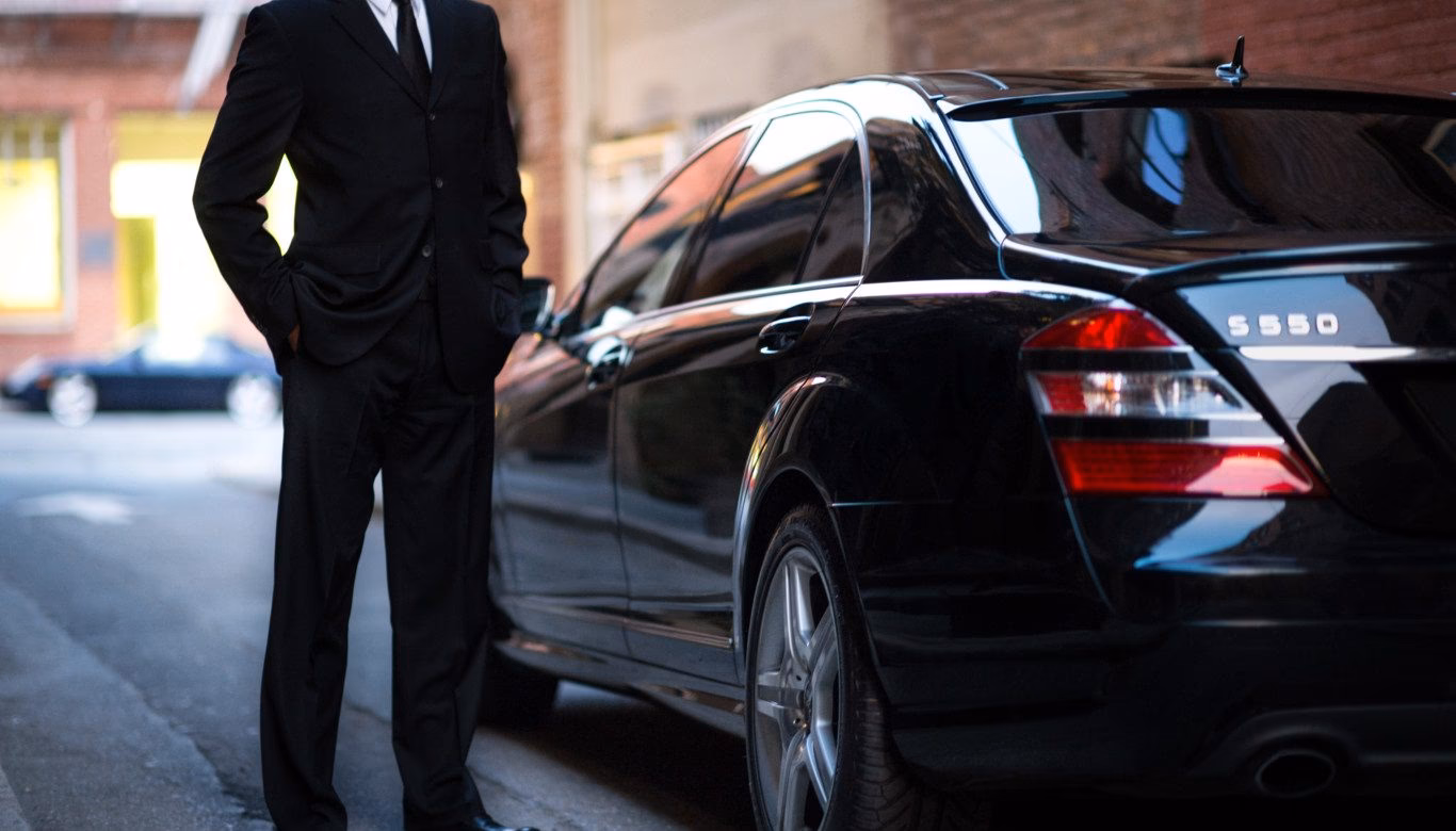 What is the difference between Uber & VTC?