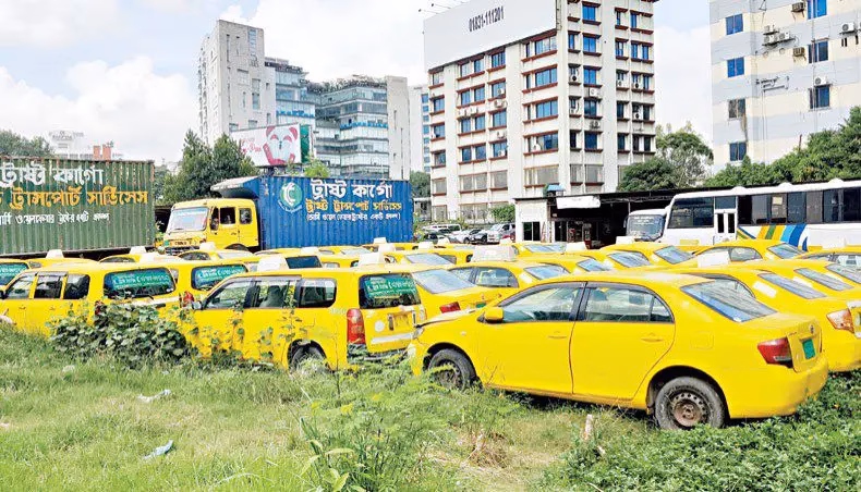 How to get from Chittagong to Dhaka?