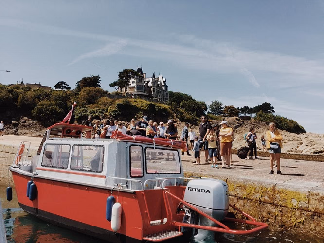Comment Aller de Dinard à Saint-Malo ?