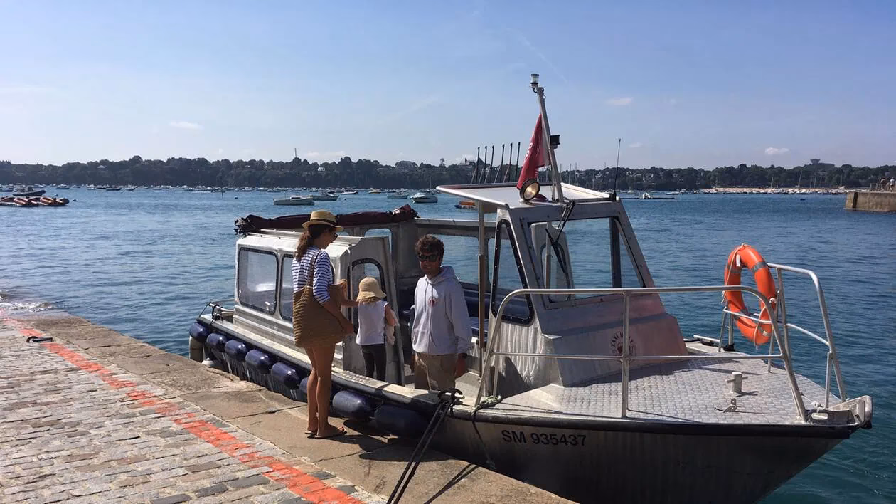 Quels sont les services d'un taxi dinardais ?