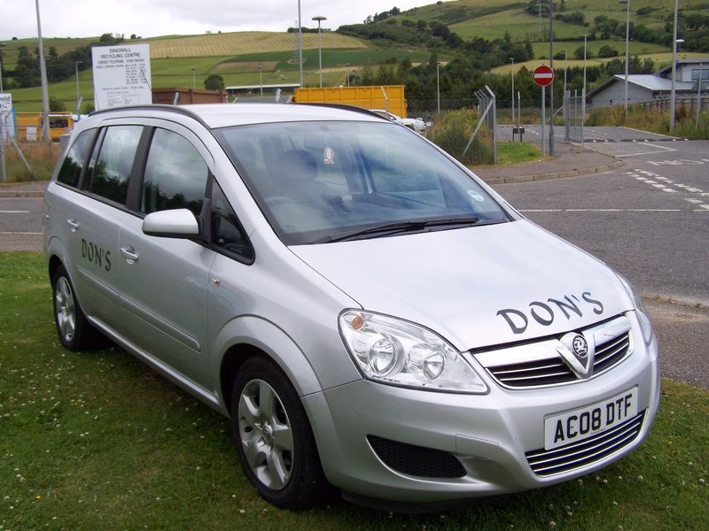 Where is Dingwall railway station?