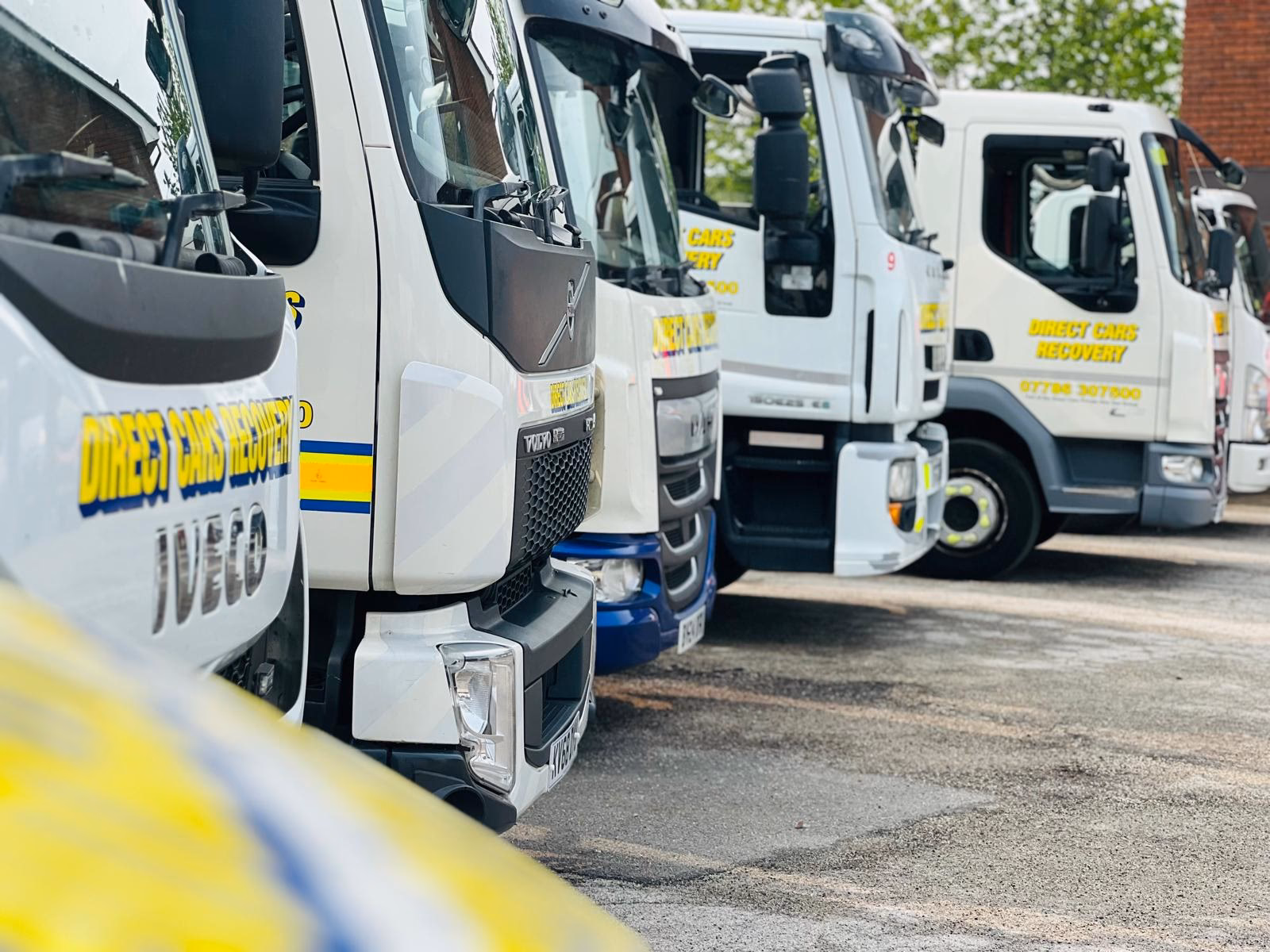 What services does direct cars (Lincoln) Ltd offer?