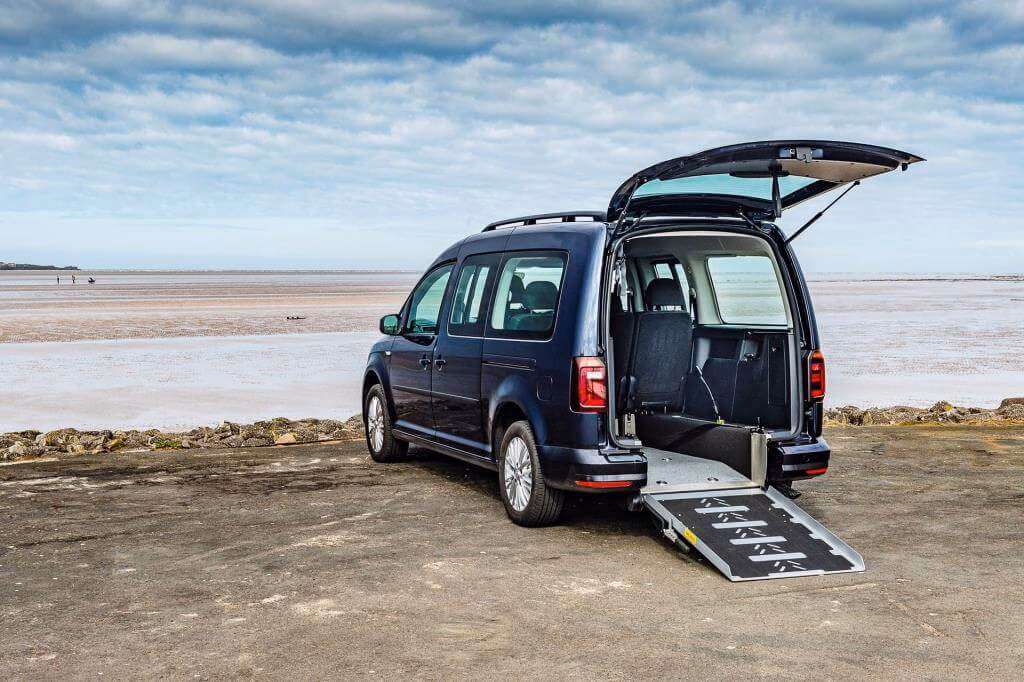 Are Faro airport transfers private?