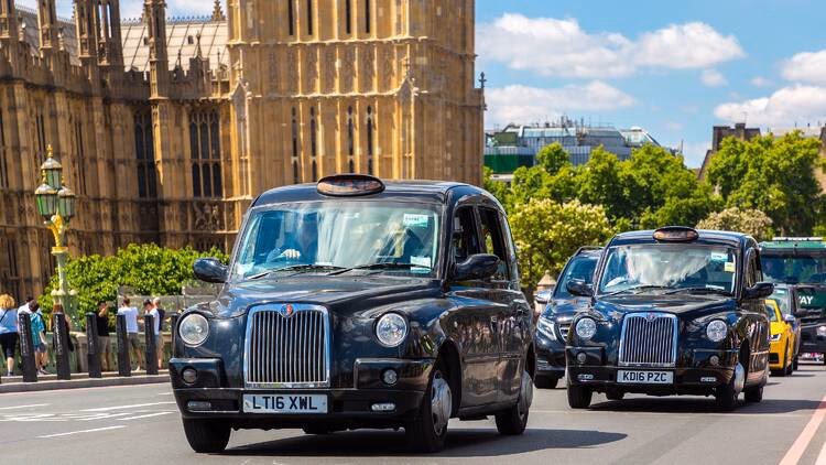Can black cabs play for hire in London?