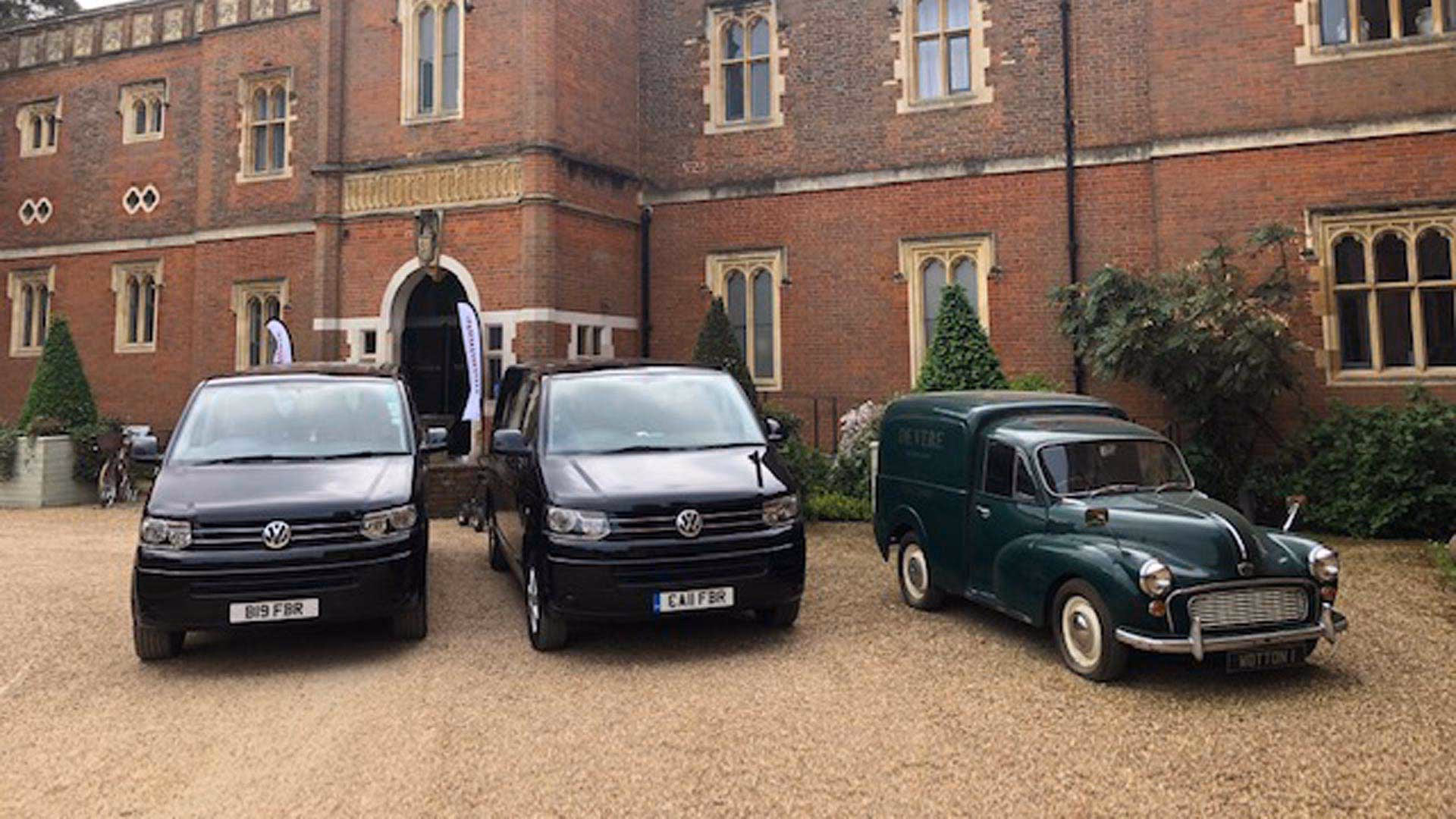 How do I contact Abacab Dorking taxis?