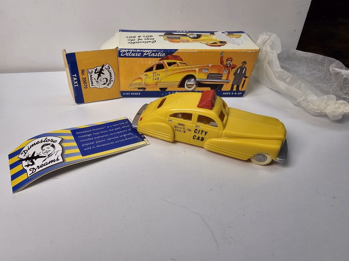 What does waiting for a taxi mean in a dream?