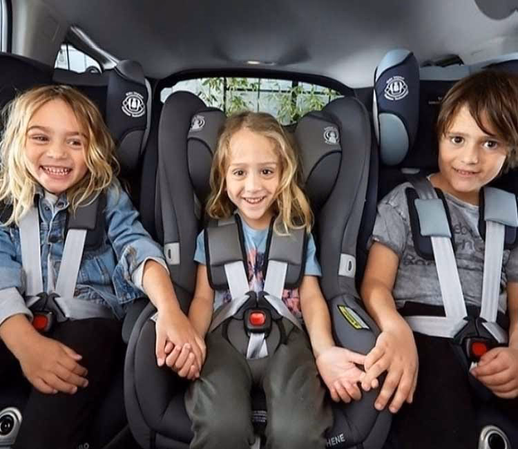 Does Dulles Flyer offer airport transfers?