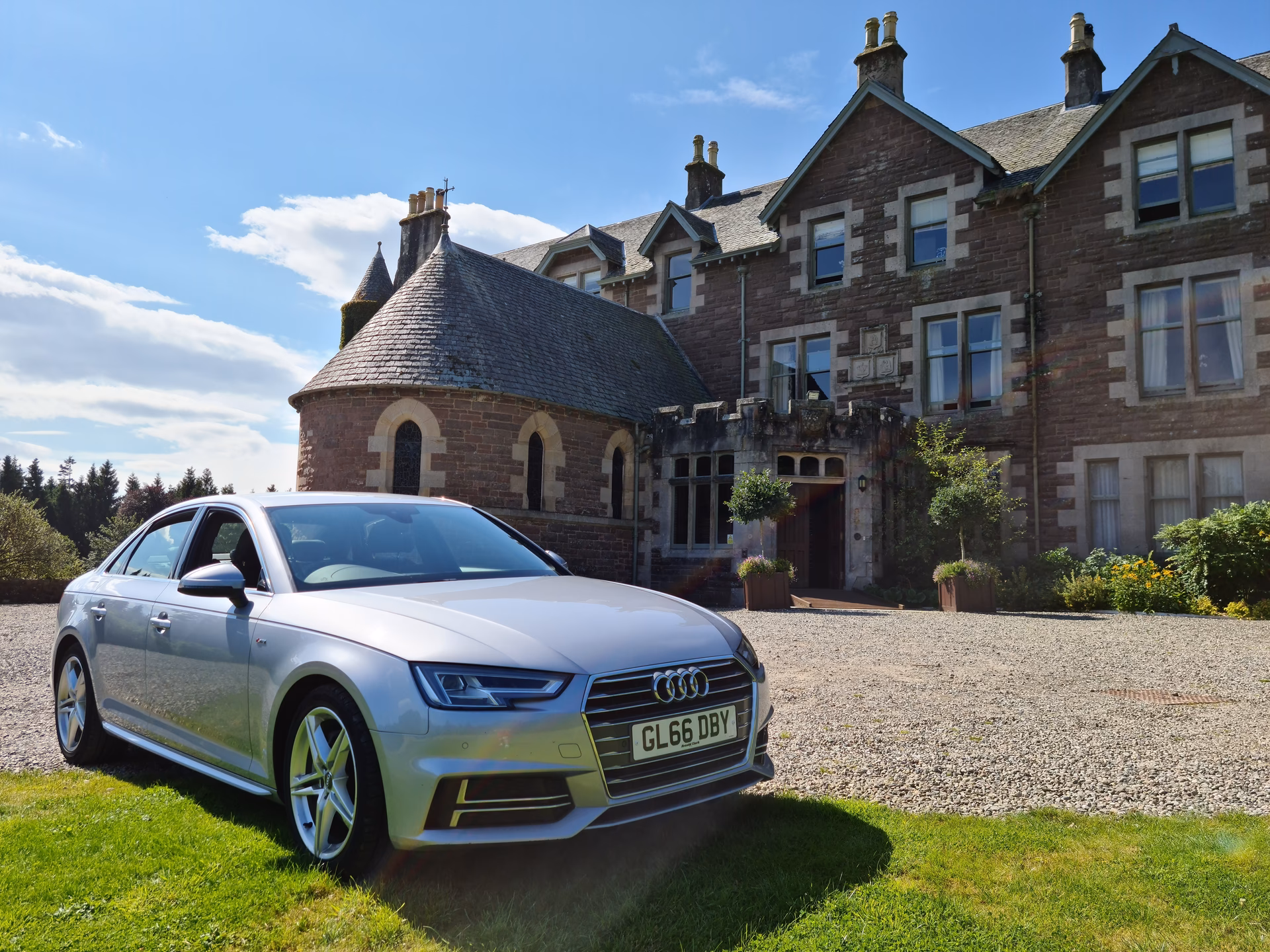 How do I book a taxi from Dunblane to Edinburgh Airport?