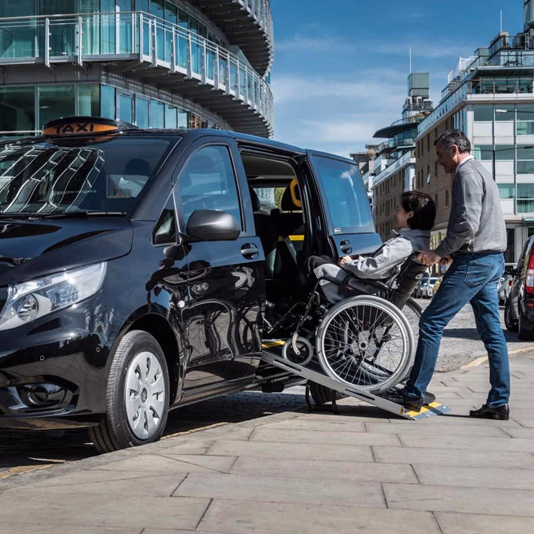 How can shuttle direct help you to and from Düsseldorf Airport?