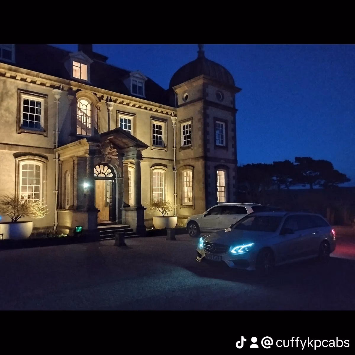 Are there wheelchairs available at the Eden Project?