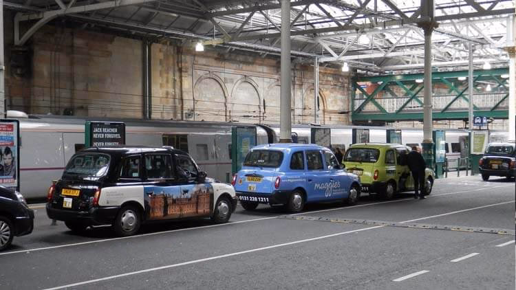 ¿Qué tan seguro es el taxi en Edimburgo?