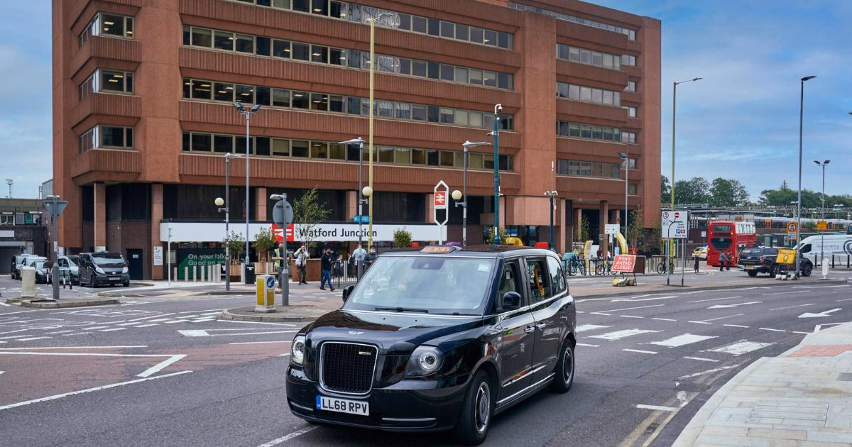 How much is a train from London Euston to Watford Junction?