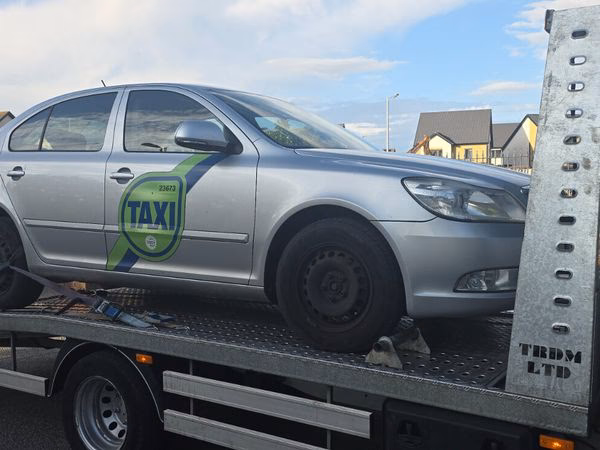 How many used vans are there in Ireland?
