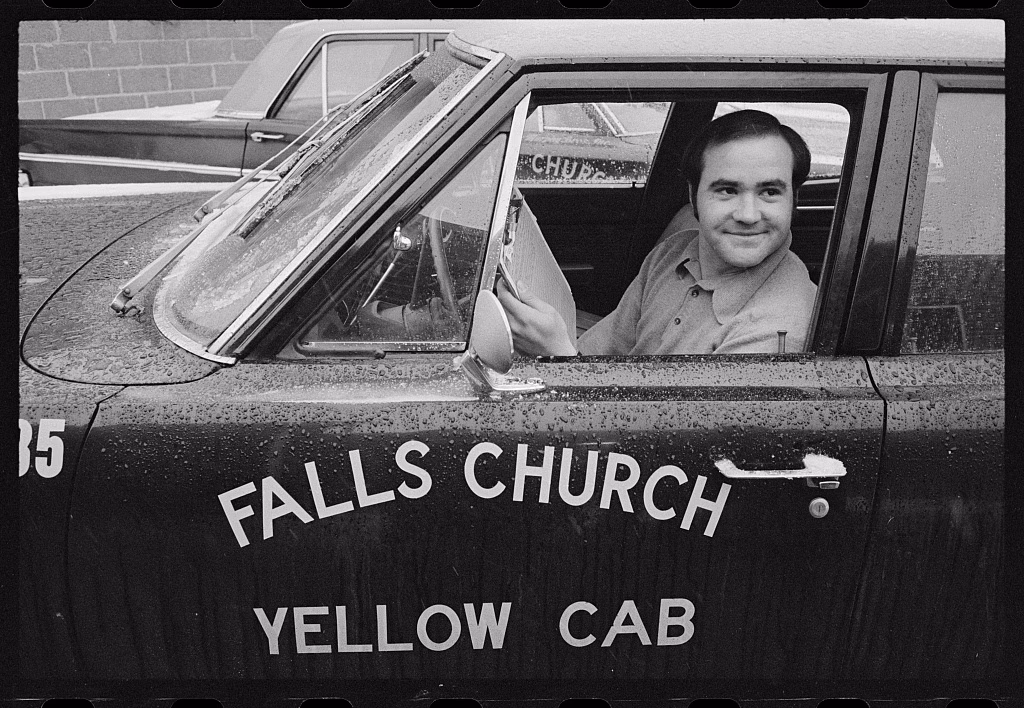 What are people saying about taxis near Falls Church?