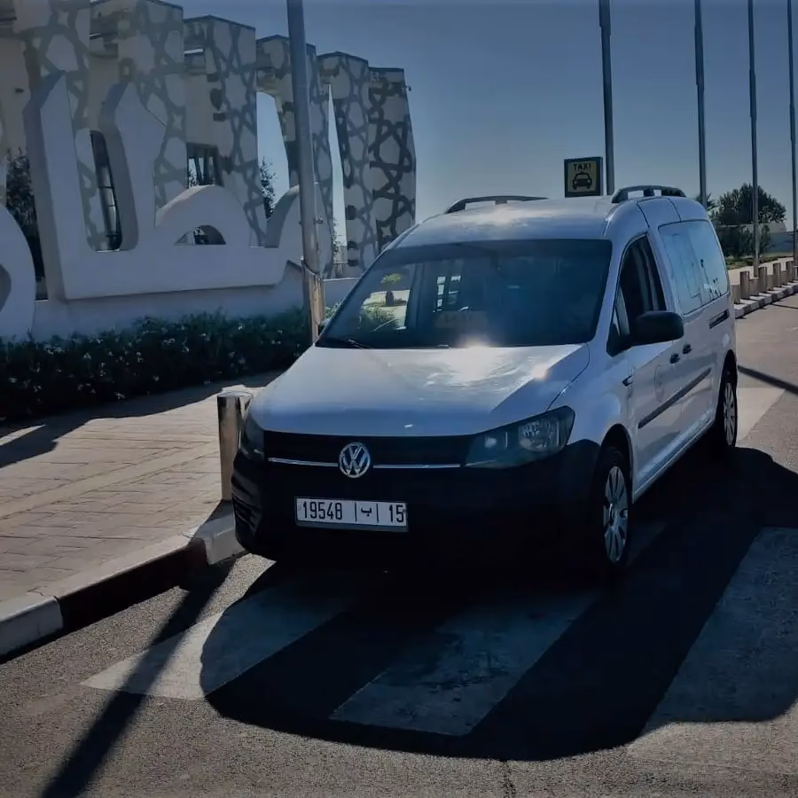 How to get from Fez airport to city center?